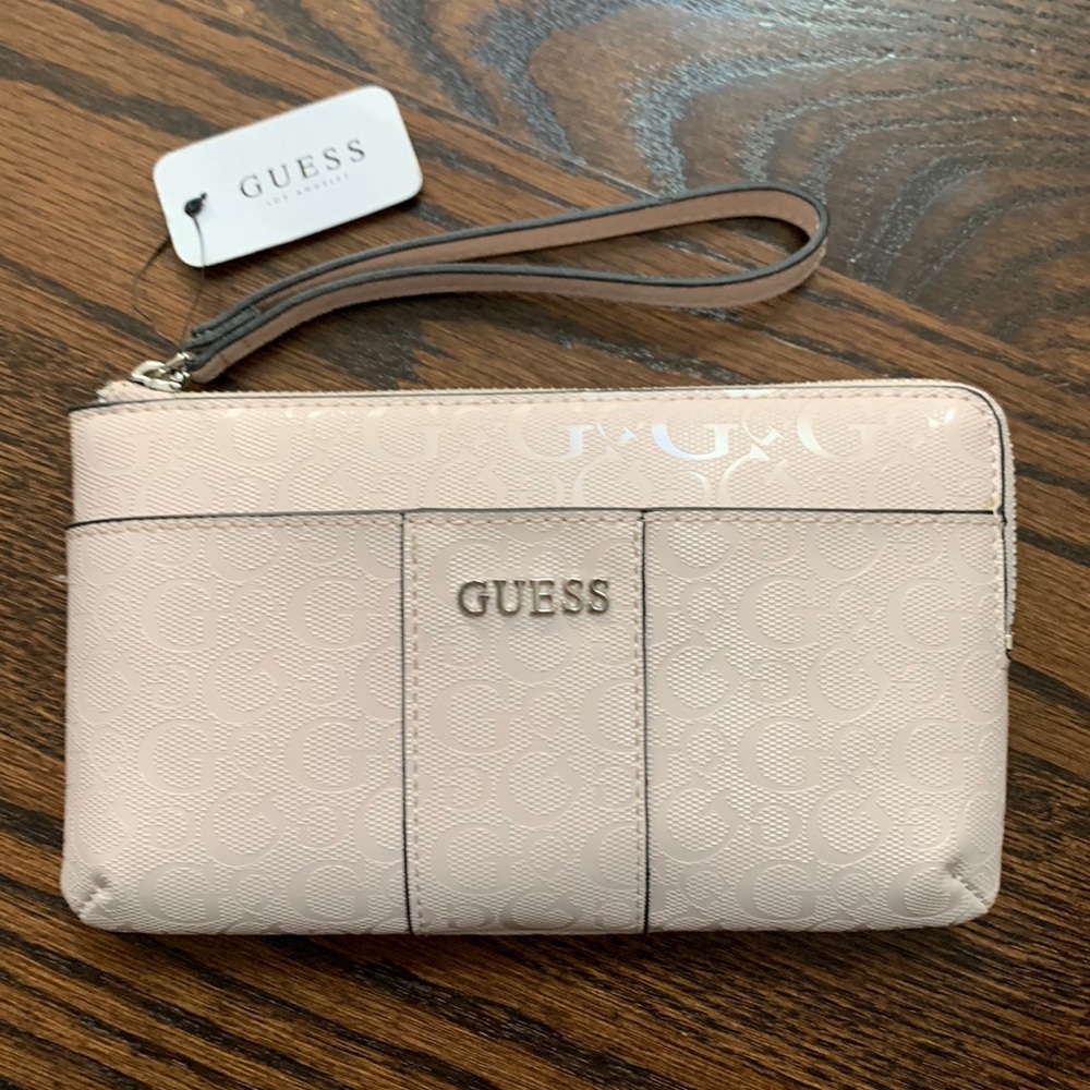 Guess Wristlet